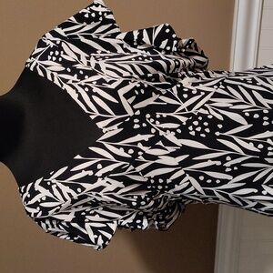 Flattering Midi Dress (12)